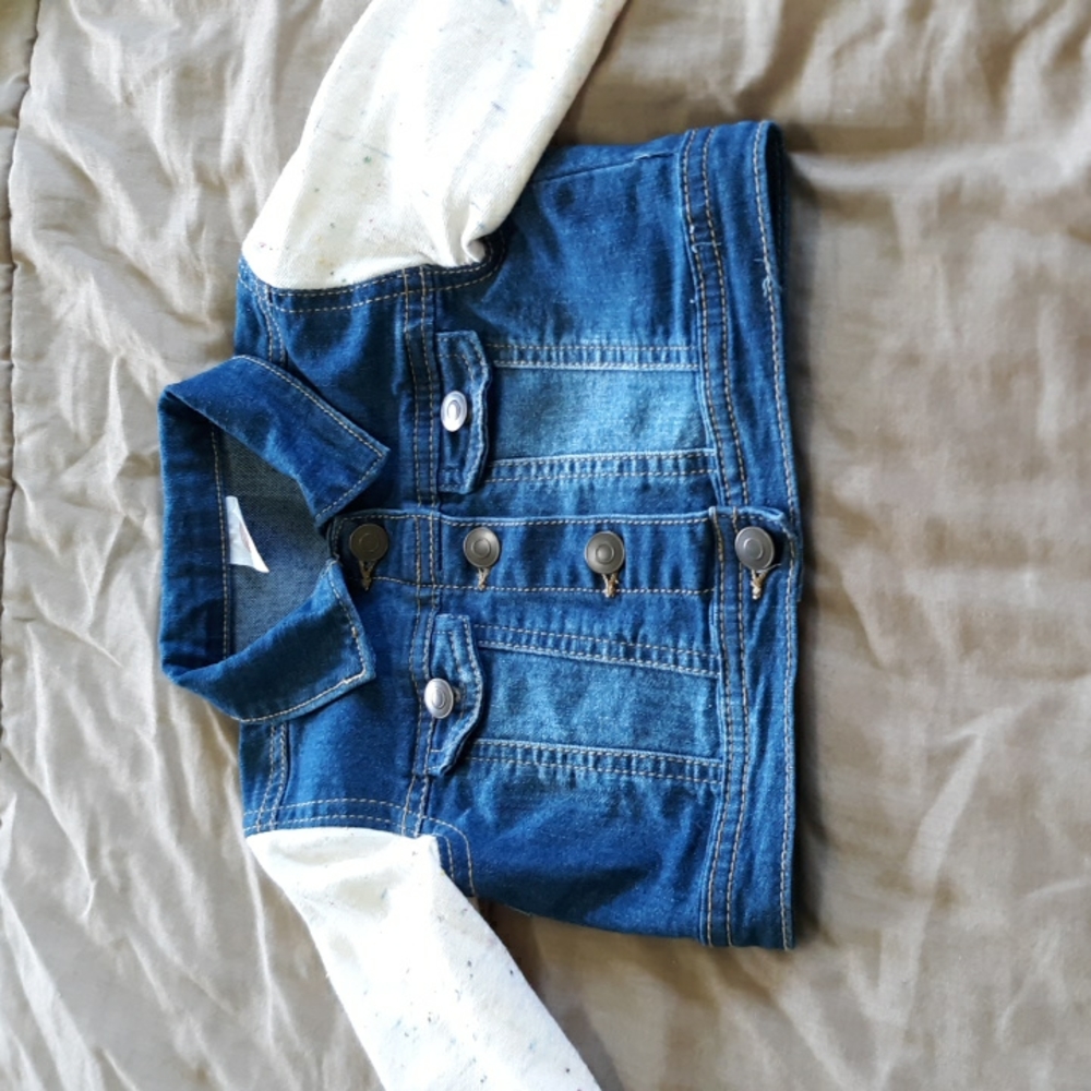 Like new baby girls denim jacket